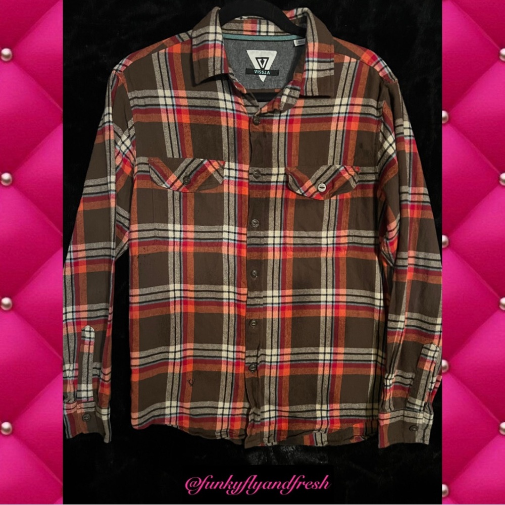 VissLa  Central Coast Men’s Long sleeved flannel size small. In excellent shape